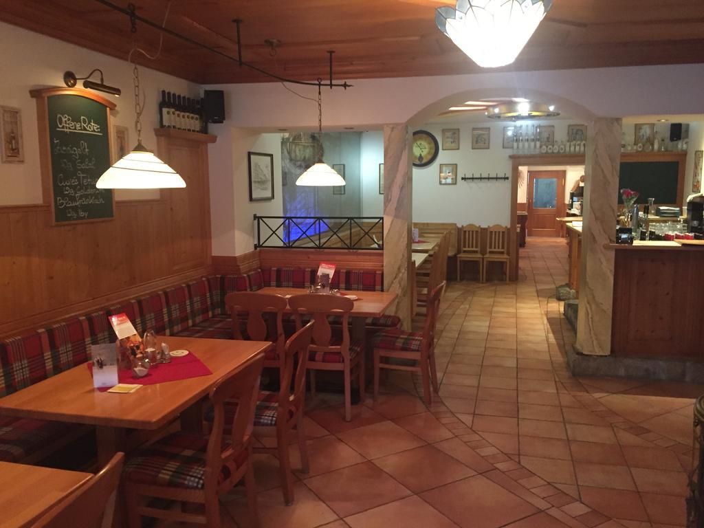 盖斯特豪弗索尼酒店 多瑙河畔阿沙赫 外观 照片